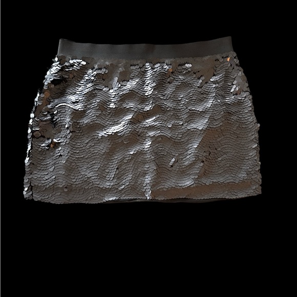 BCBGMAXAZRIA SEQUINS MINI SKIRT IN BLACK - Picture 5 of 9